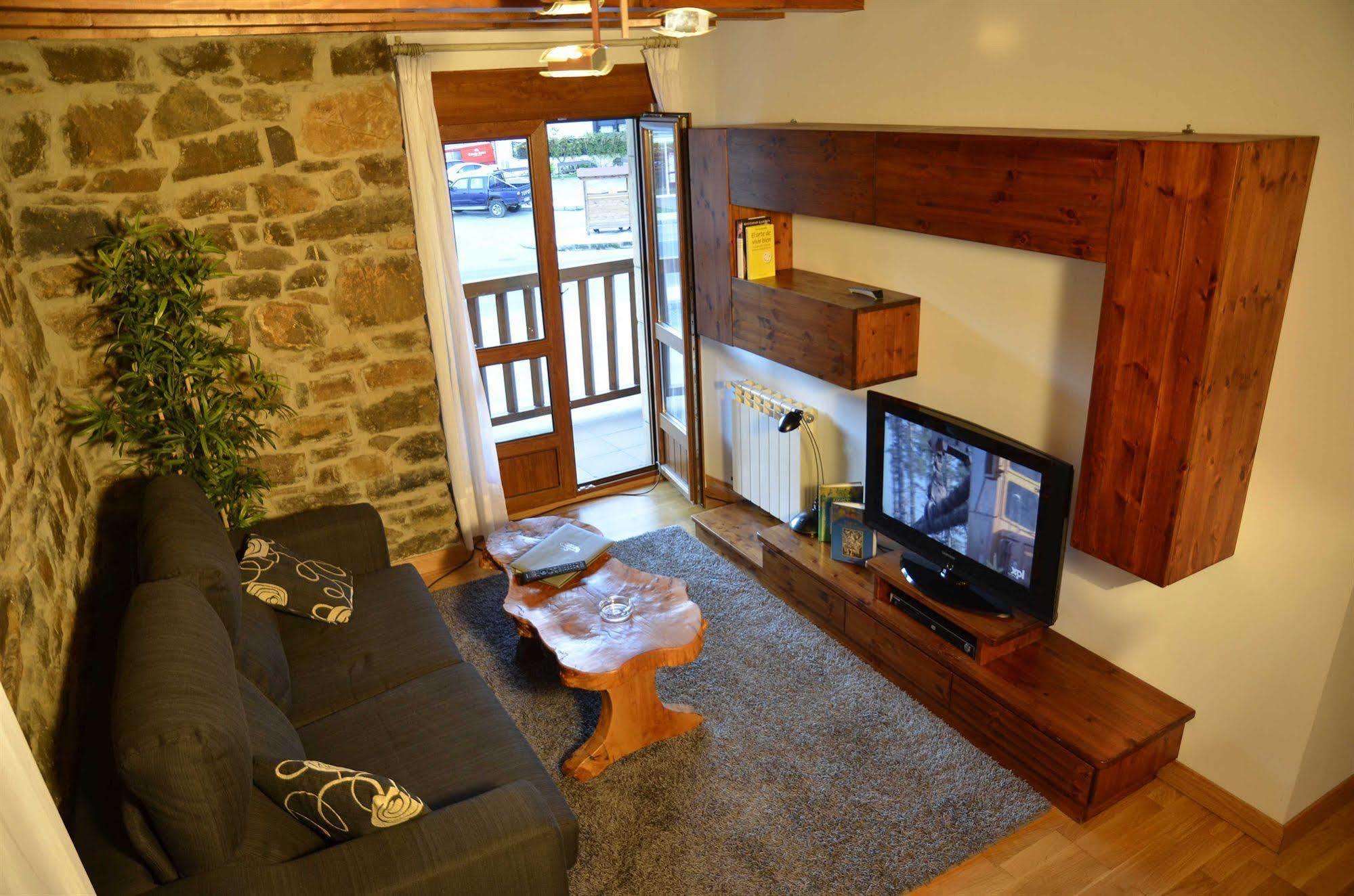 Apartamentos Spa Cantabria Infinita Cillorigo de Liebana Dış mekan fotoğraf