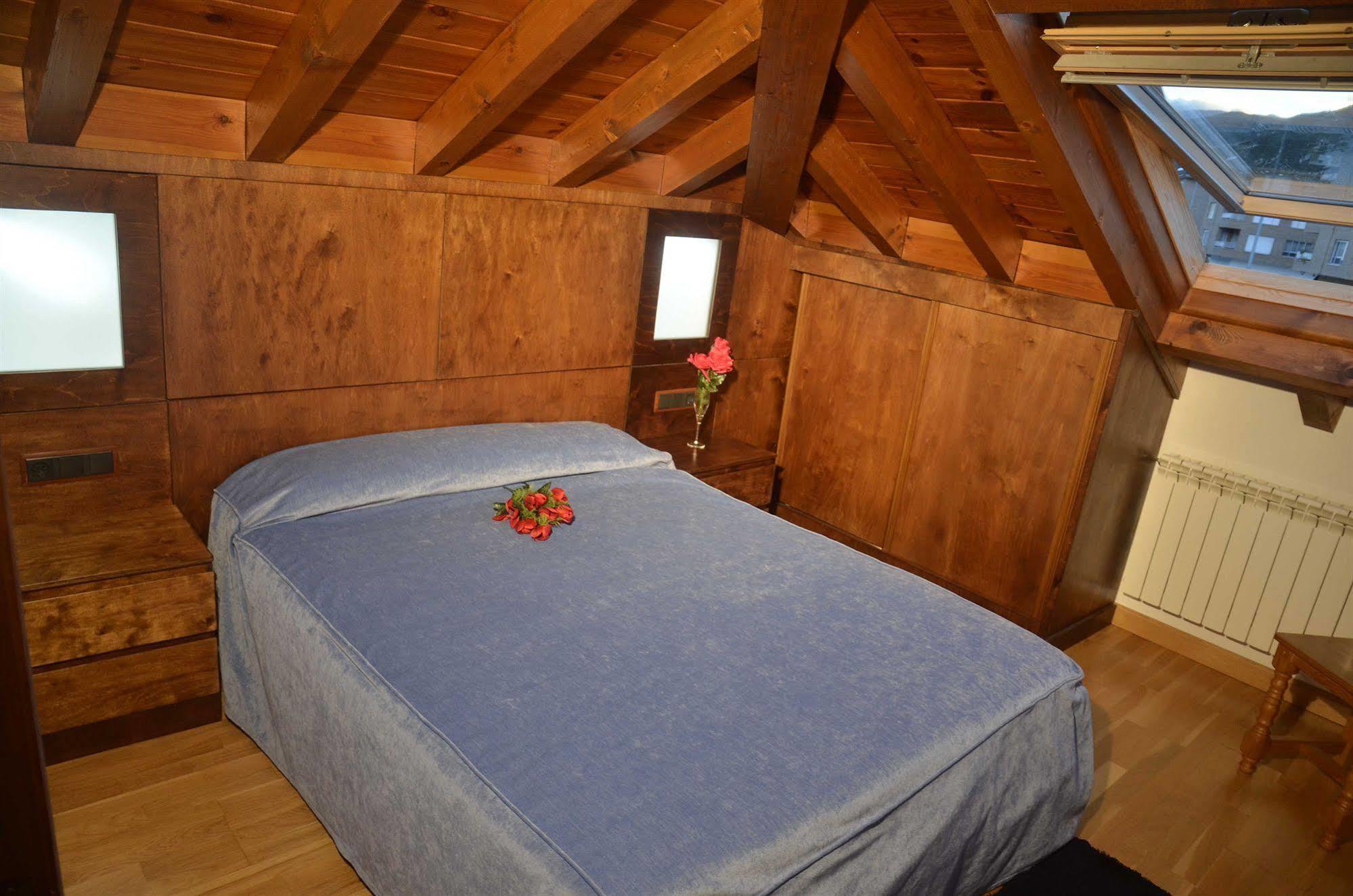 Apartamentos Spa Cantabria Infinita Cillorigo de Liebana Dış mekan fotoğraf