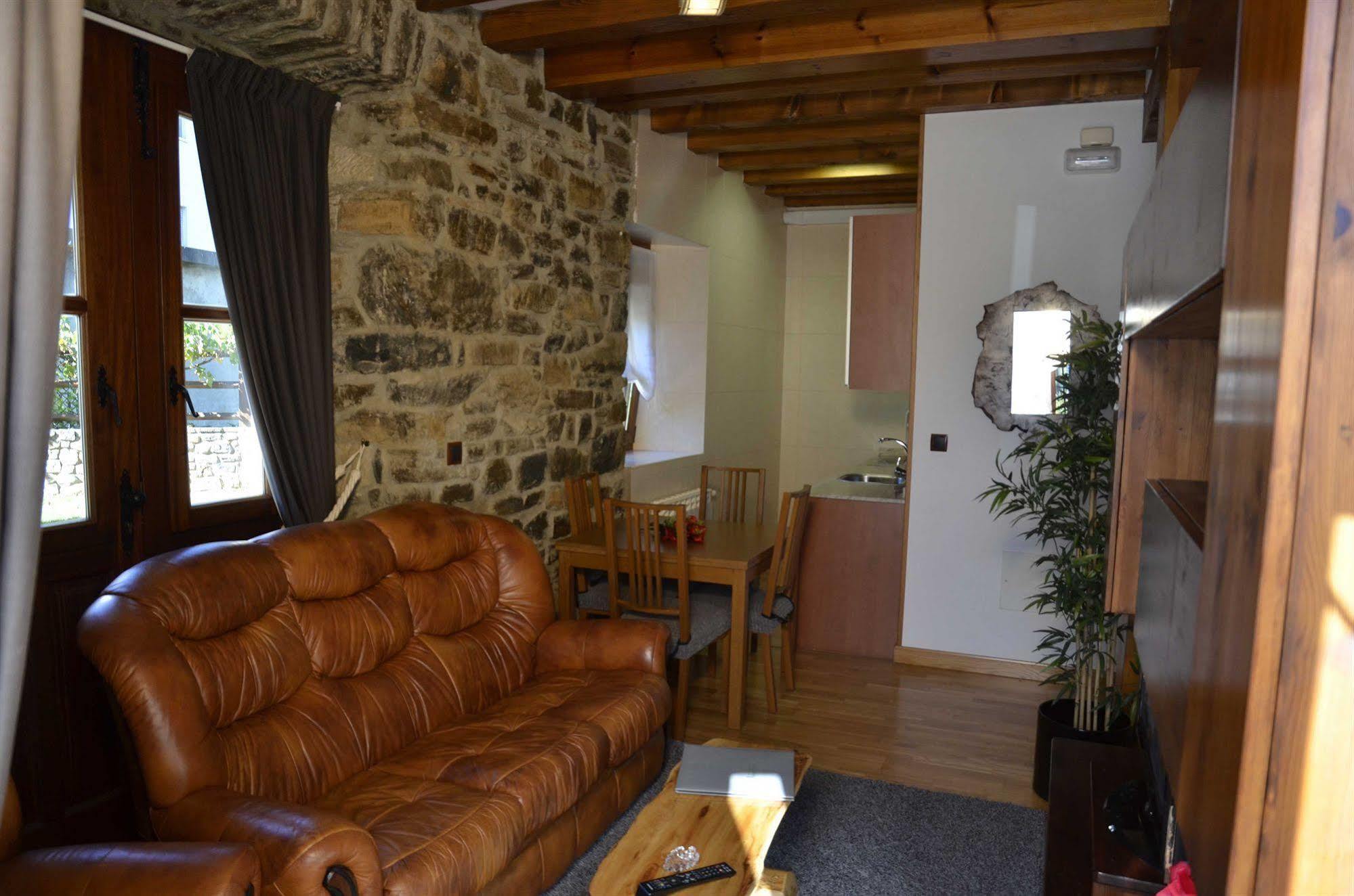 Apartamentos Spa Cantabria Infinita Cillorigo de Liebana Dış mekan fotoğraf