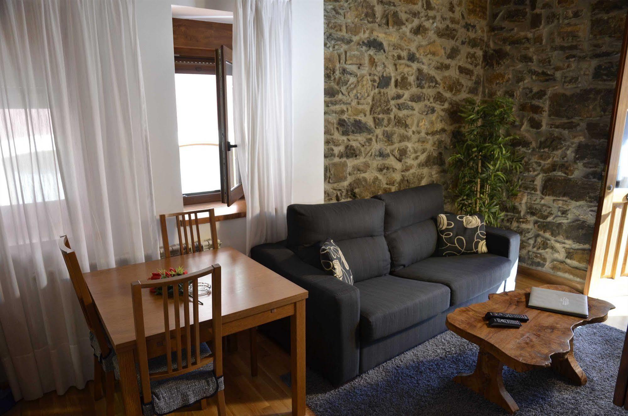 Apartamentos Spa Cantabria Infinita Cillorigo de Liebana Dış mekan fotoğraf