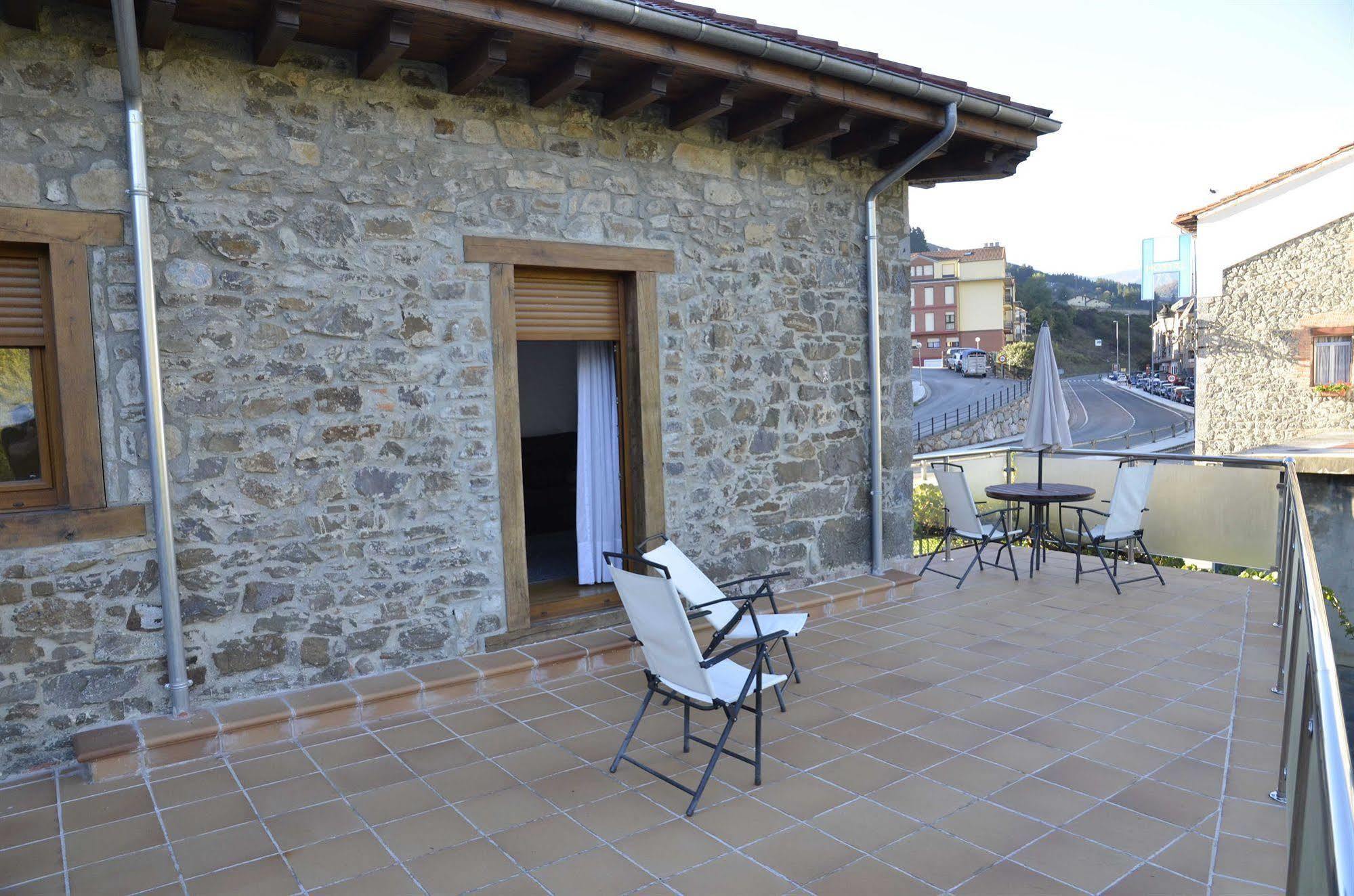 Apartamentos Spa Cantabria Infinita Cillorigo de Liebana Dış mekan fotoğraf