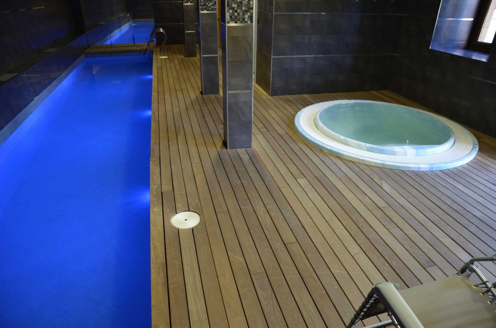 Apartamentos Spa Cantabria Infinita Cillorigo de Liebana Dış mekan fotoğraf