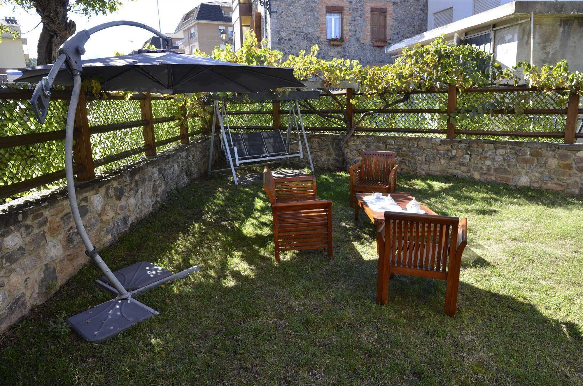 Apartamentos Spa Cantabria Infinita Cillorigo de Liebana Dış mekan fotoğraf